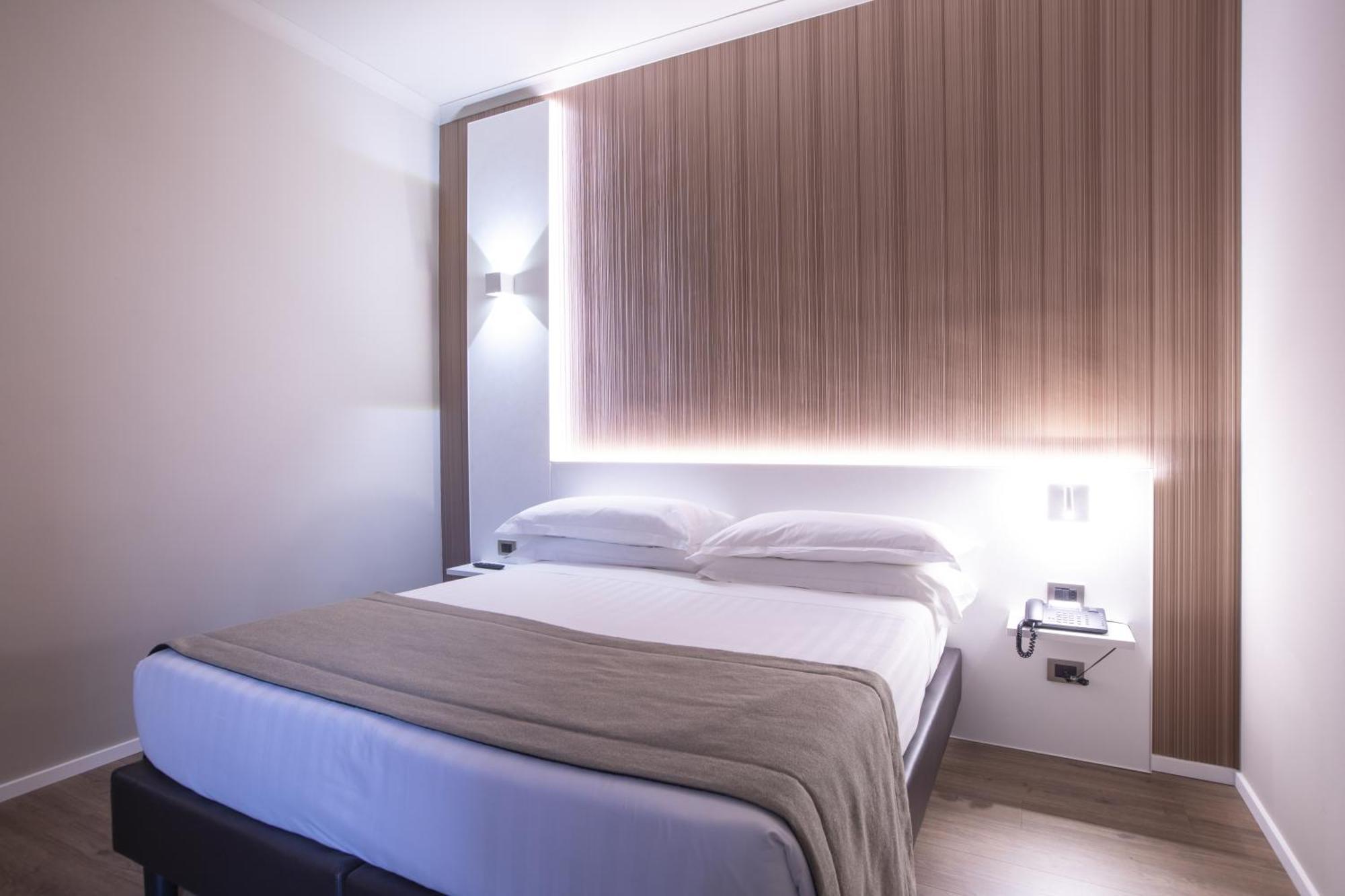 Garner Aurelia By Ihg
